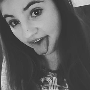 Meet your Posher, Hailey